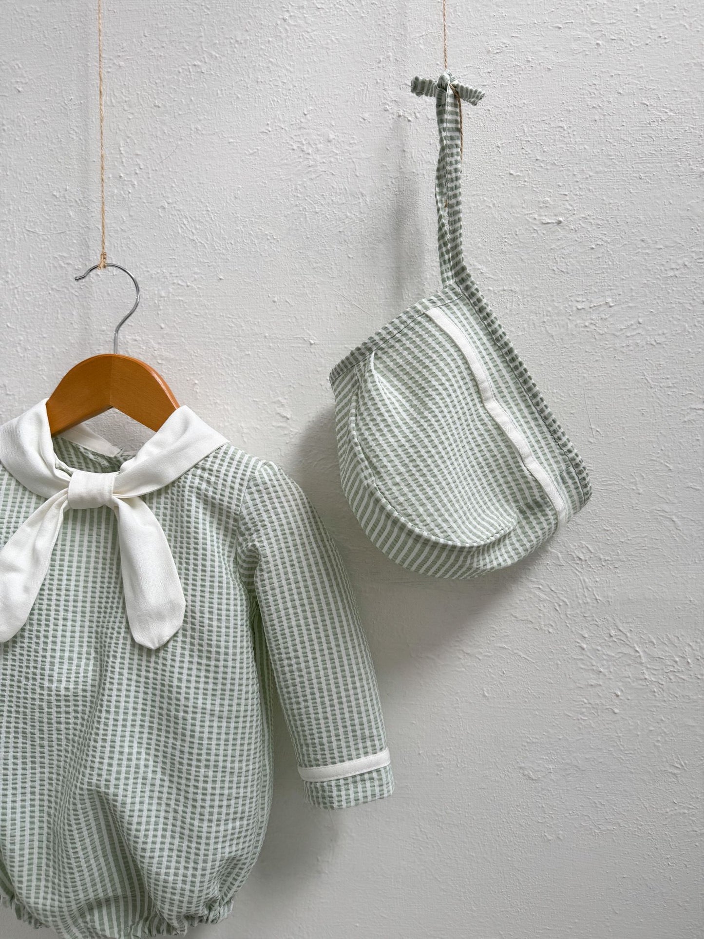 CUTE COLLAR ROMPER